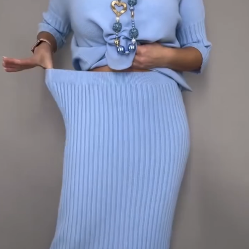 Aimée | L'ensemble 'Coup de Cœur' en maille douce et jupe