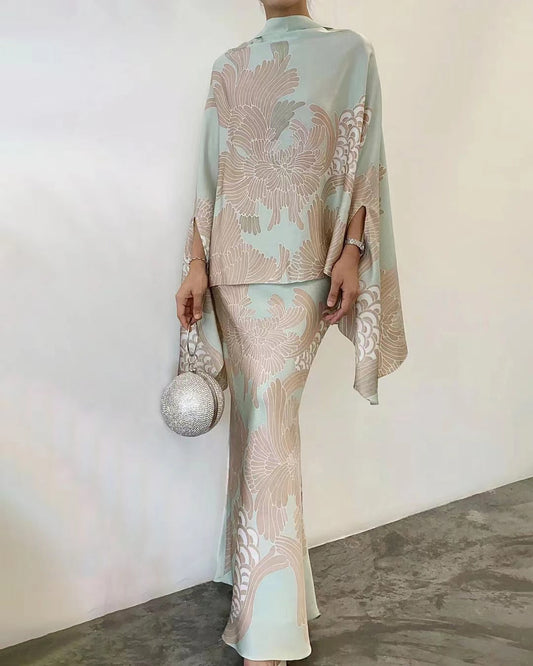 ENSEMBLE ÉLÉGANT FLORAL À COL HAUT