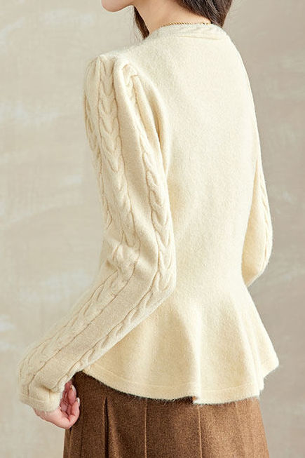 Cardigan à volants en tricot câble avec boutons en perles de couleur unie décontracté